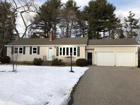 1 Fieldcrest Dr, Biddeford, ME 04005 photo 1