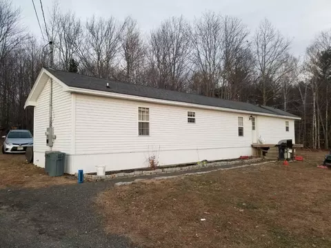 29 Smith Ln, Levant, ME 04456 photo 1
