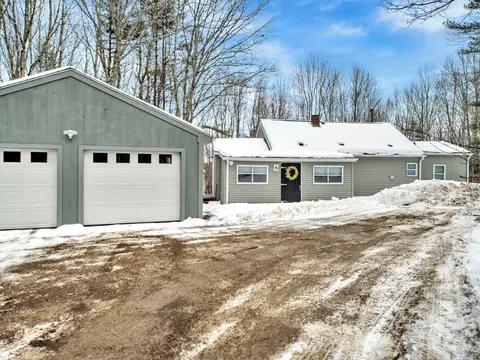 212 E Old County Rd, Newcastle, ME 04553 photo 1