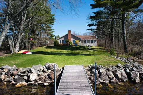 17 Baptism Beach Rd, Jefferson, ME 04348 photo 1