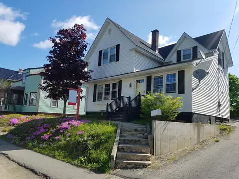 335 Penobscot Ave, Millinocket, ME 04462 photo 1