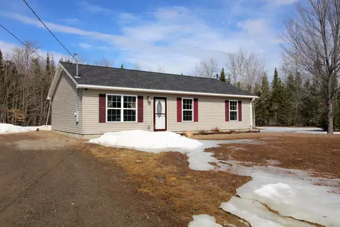 547 Fuller Rd, Hermon, ME 04401 photo 1