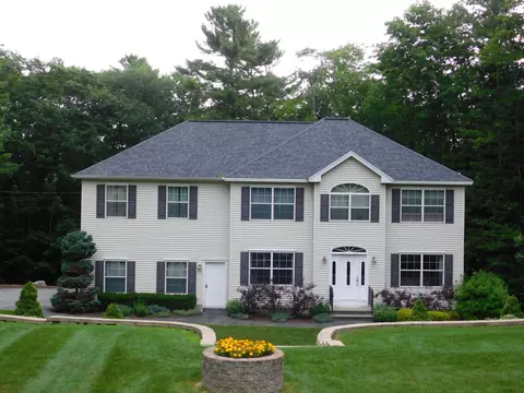 46 Maxfield Dr, Orono, ME 04473 photo 1