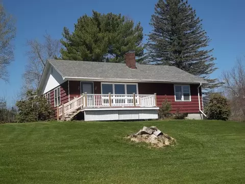 69 Pine Street St, Waldoboro, ME 04572 photo 1