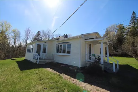 72 Stratton Rd, Rangeley, ME 04970 photo 1