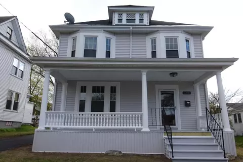 196 Maple St, Bangor, ME 04401 photo 1