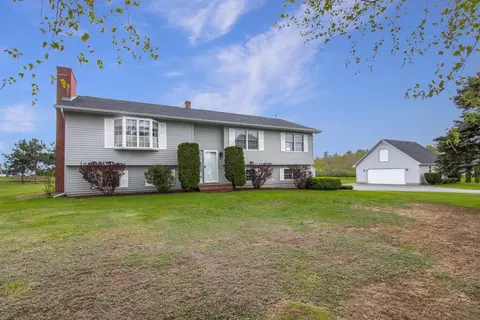 24 Webber Dr, Hermon, ME 04401 photo 1