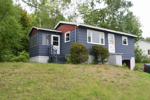 47 Winter St, Millinocket, ME 04462 photo 1