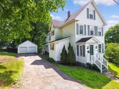 26 Murray St, Augusta, ME 04330 photo 1