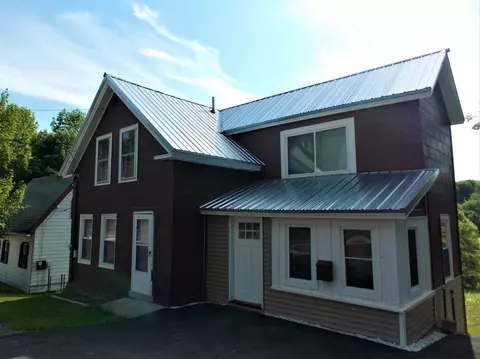 65 Spring St, Dexter, ME 04930 photo 1