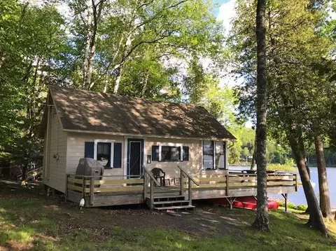 11 Thompson Rd, Sebec, ME 04481 photo 1
