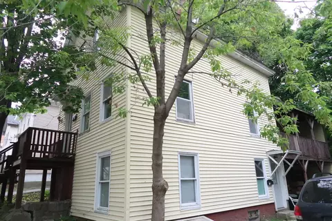 18 Winthrop Ct, Augusta, ME 04330 photo 1