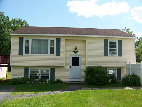 143 Beech Plains Rd, Buxton, ME 04093 photo 1