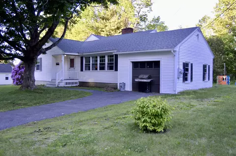 15 Macomber Ave, Augusta, ME 04330 photo 1