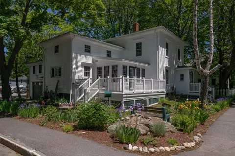 11 Corliss St, Bath, ME 04530 photo 1