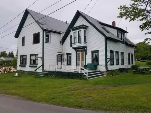 22 Beach Loop Rd, Bristol, ME 04554 photo 1