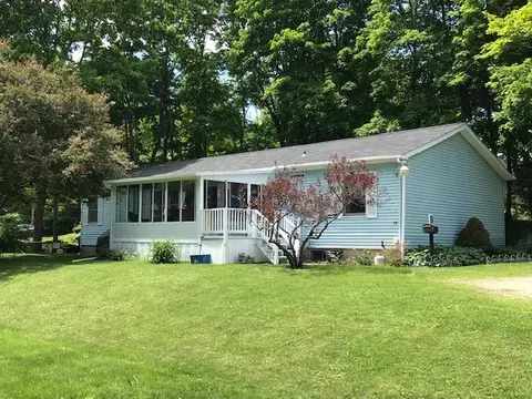 88 Oliver St, Bath, ME 04530 photo 1