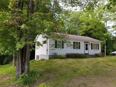 14 Barker St, Jay, ME 04239 photo 1