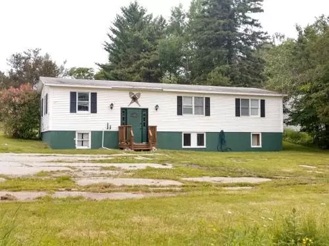 45 Pleasant St, Rangeley, ME 04970 photo 1