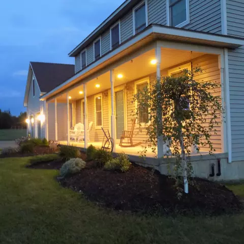 622 Fuller Rd, Hermon, ME 04401 photo 1