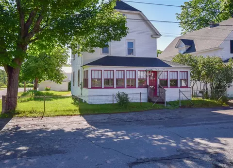 79 Aroostook Ave, Millinocket, ME 04462 photo 1