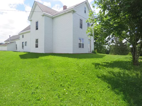 302 Main St, Limestone, ME 04750 photo 1