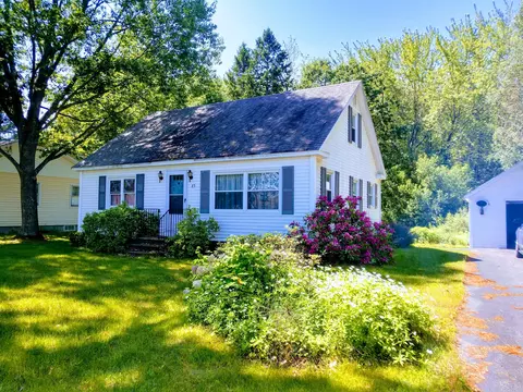 85 Pendleton St, Brewer, ME 04412 photo 1