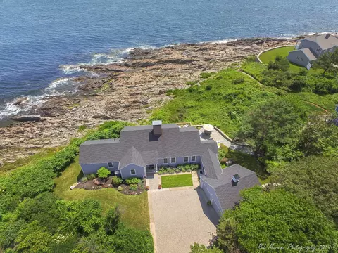 31 Loop Rd, York, ME 03902 photo 1