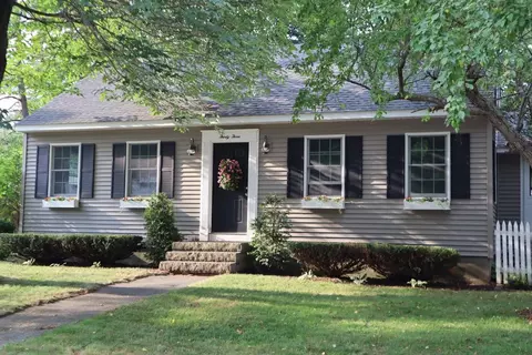 33 Colony Rd, Augusta, ME 04330 photo 1