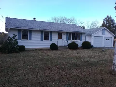 220 Washington Rd, Jefferson, ME 04348 photo 1