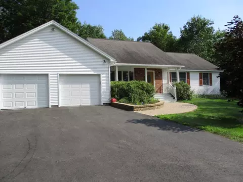 9 Deervale Rd, Durham, ME 04222 photo 1