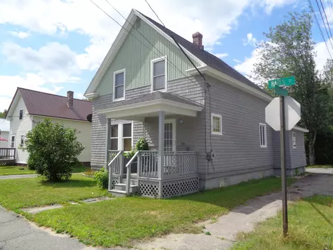 102 Bates St, Millinocket, ME 04462 photo 1