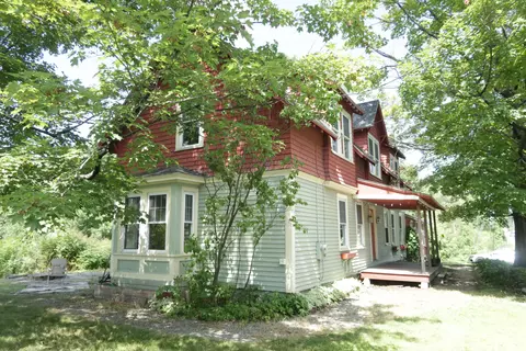 320 Riverside Dr, Augusta, ME 04330 photo 1