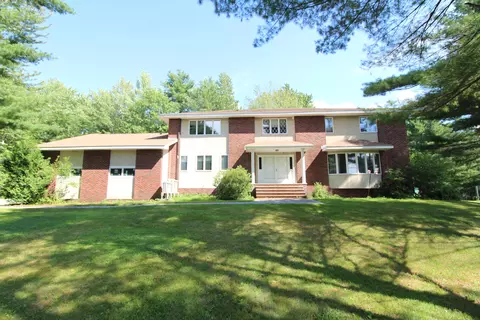 183 Eastern Ave, Brewer, ME 04412 photo 1