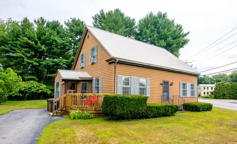 422 Ferry Rd, Saco, ME 04072 photo 1