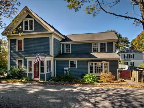 2 Carriage House Ln, Bath, ME 04530 photo 1