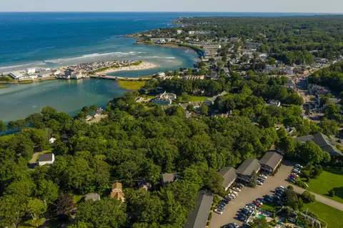 33 Hickory Hill Ln, Ogunquit, ME 03907 photo 1