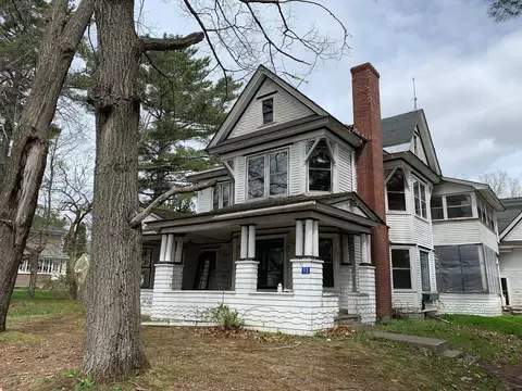 13 Leighton Ave, Limestone, ME 04750 photo 1