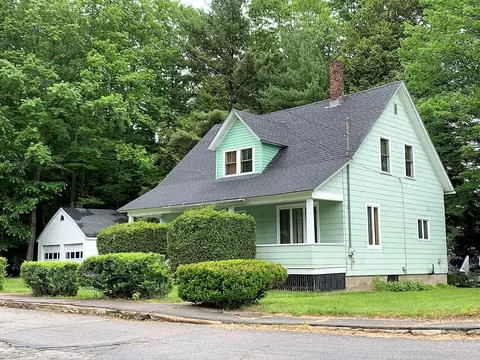 17 Allen St, Sanford, ME 04083 photo 1
