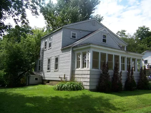 10 Glidden St, Waterville, ME 04901 photo 1