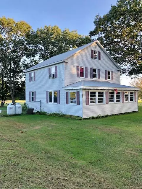 63 Hearn Rd, Saco, ME 04072 photo 1