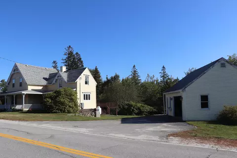 669 Reach Rd, Brooklin, ME 04616 photo 1