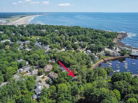 401 Shore Rd, Ogunquit, ME 03907 photo 1