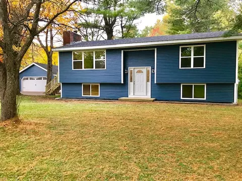 734 Riverside Dr, Augusta, ME 04330 photo 1
