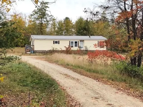 44 Oliver Ln, Cornish, ME 04020 photo 1