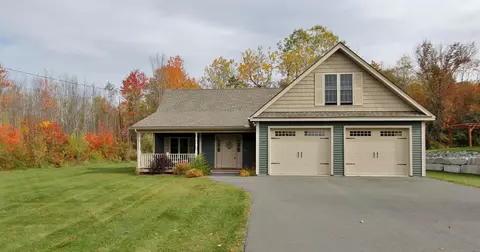 30 Chickadee Ln, Hampden, ME 04444 photo 1