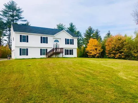 18 Madison Dr, Levant, ME 04456 photo 1