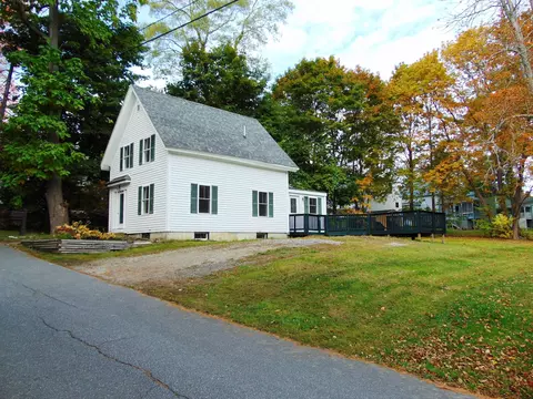 103 Beacon St, Bath, ME 04530 photo 1