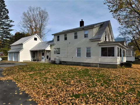 37 Baker St, Bingham, ME 04920 photo 1