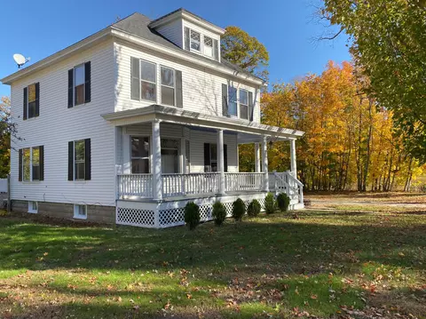 536 Main St, Springvale, ME 04083 photo 1